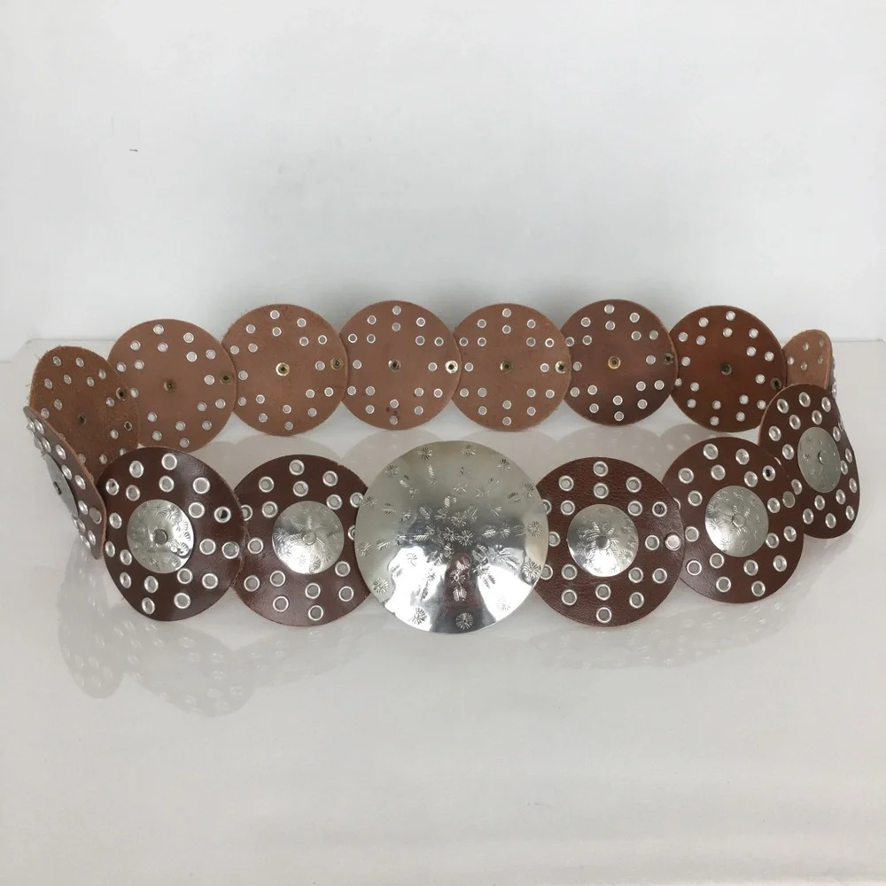 Women’s Bohemian Wide Leather Round Concho Western Belt Brown Silver Grommets